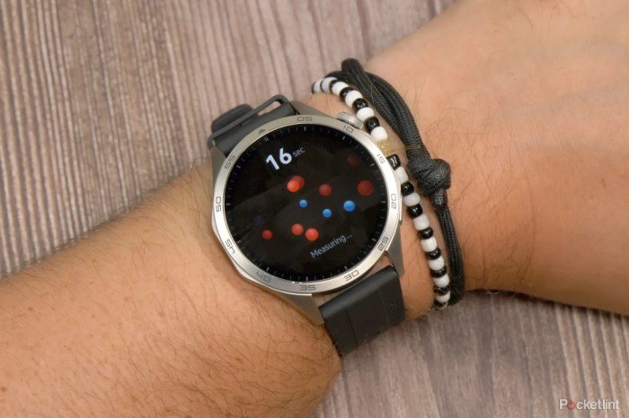 Huawei Watch GT 4 Pro titanium premium fitness tracking features